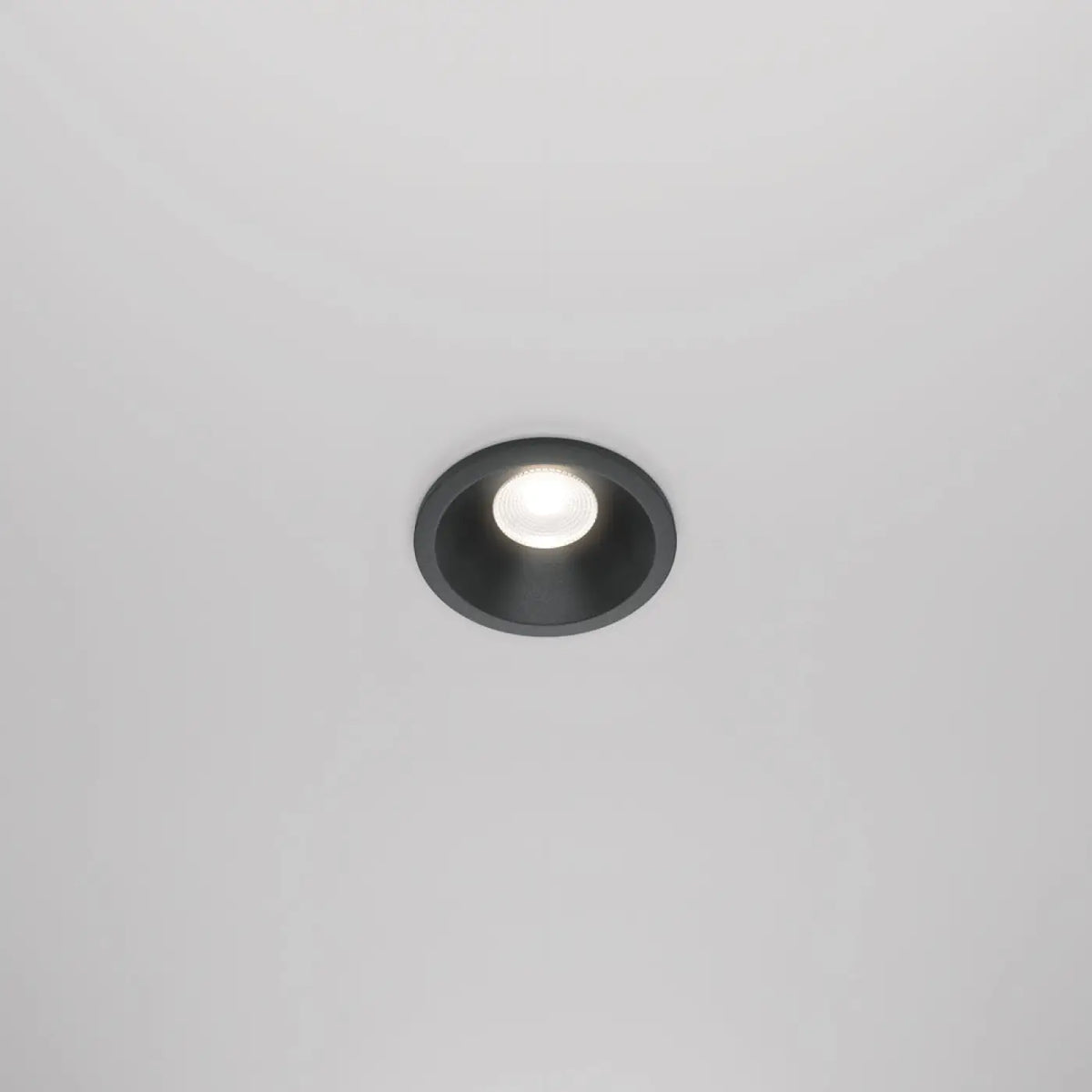 Spot LED encastrable étanche IP65, 6 ou 8,5 cm, 3000 ou 4000 K, noir