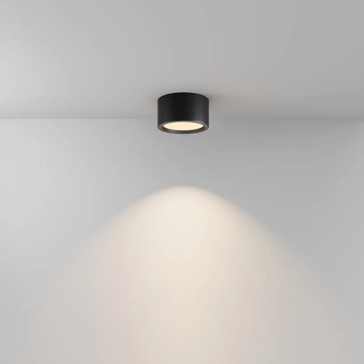 Spot LED en saillie disque IP44 en aluminium, deux tailles
