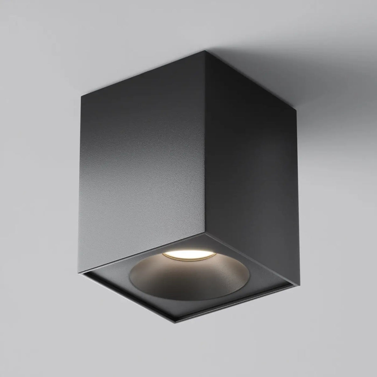 Spot en saillie carré IP65 en acier, culot GU10
