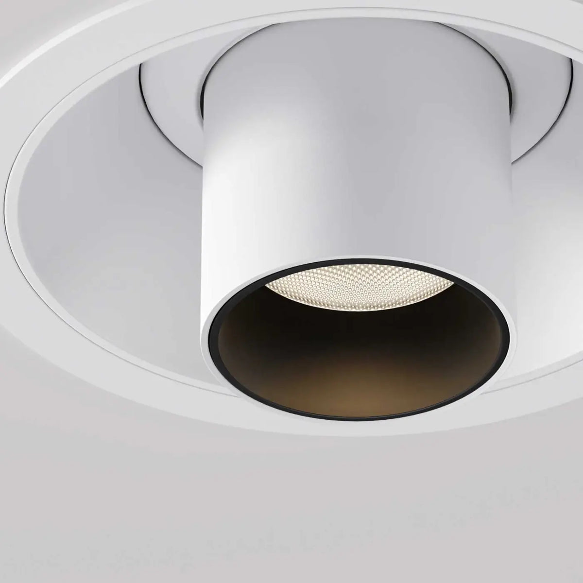 Spot semi-encastré LED à tube fin orientable, aluminium