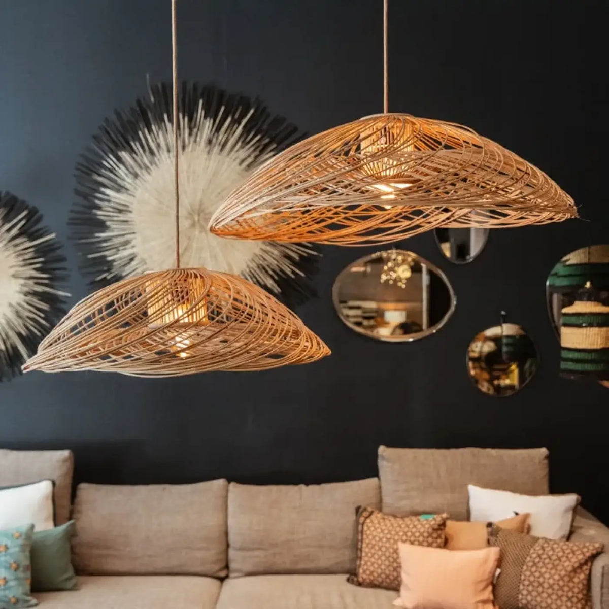 Suspension en bambou tressé, forme organique, tailles S et M
