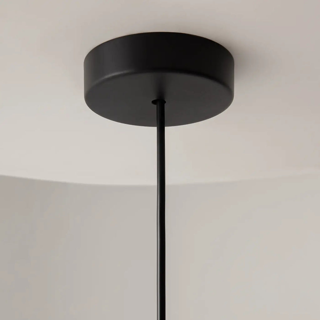 Suspension conique en métal mat, 35 cm, quatre coloris