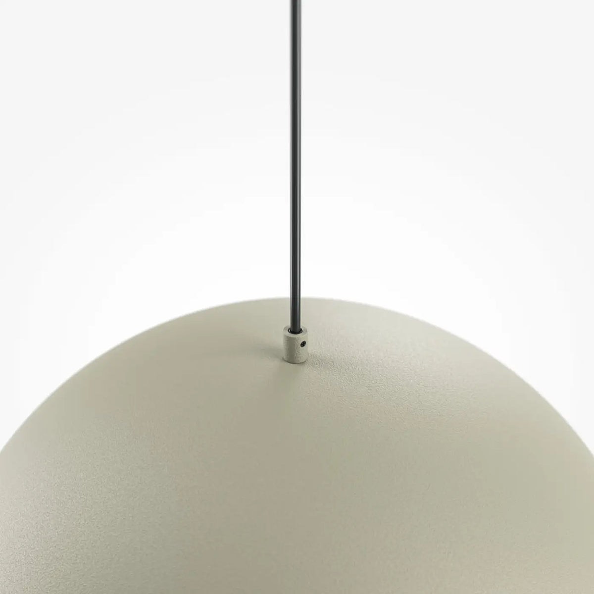 Suspension coupole en métal mat de 35 cm, quatre coloris