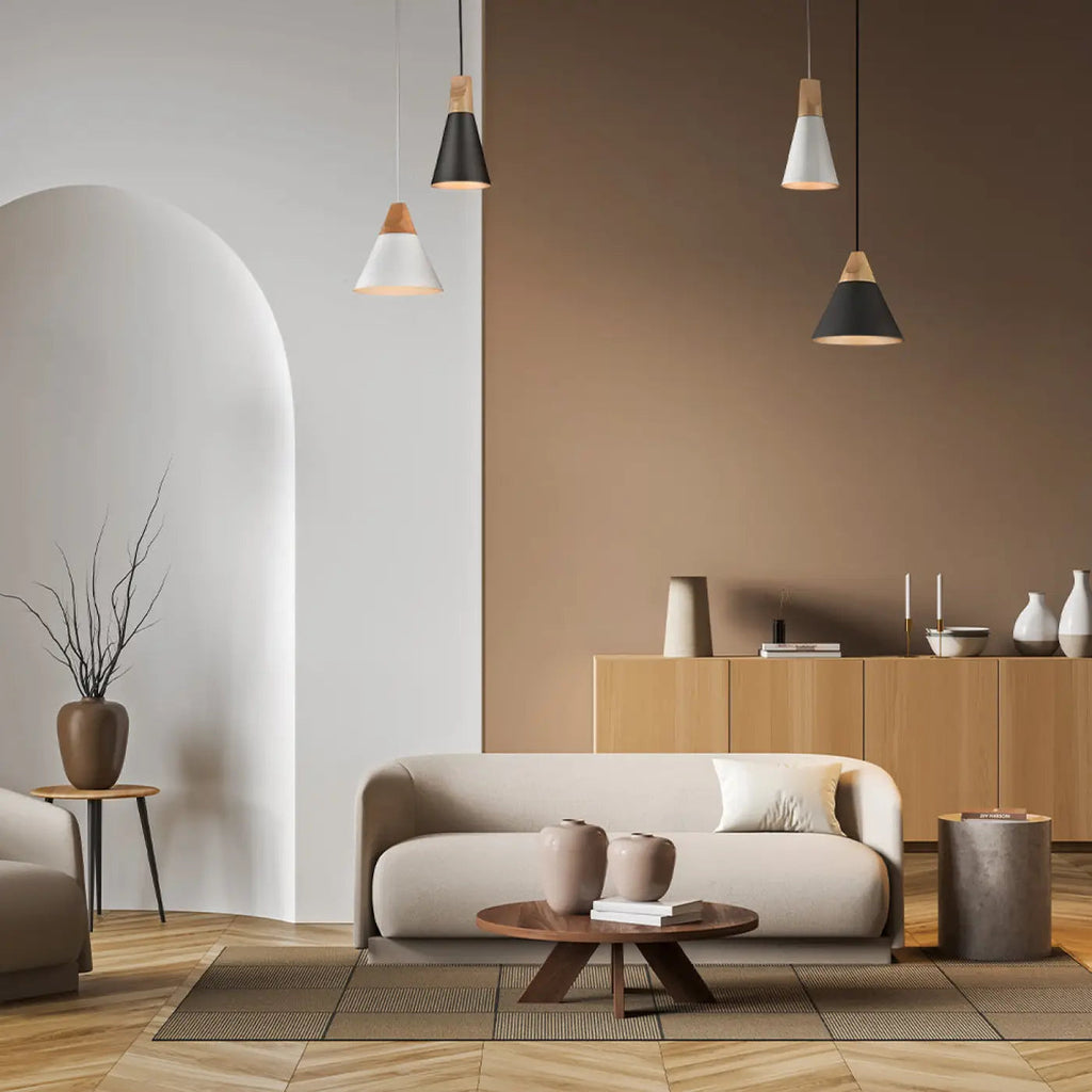 Suspension conique scandinave en métal et bois de hêtre