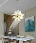 Suspension fleur blanche, quatre tailles et lumière au choix