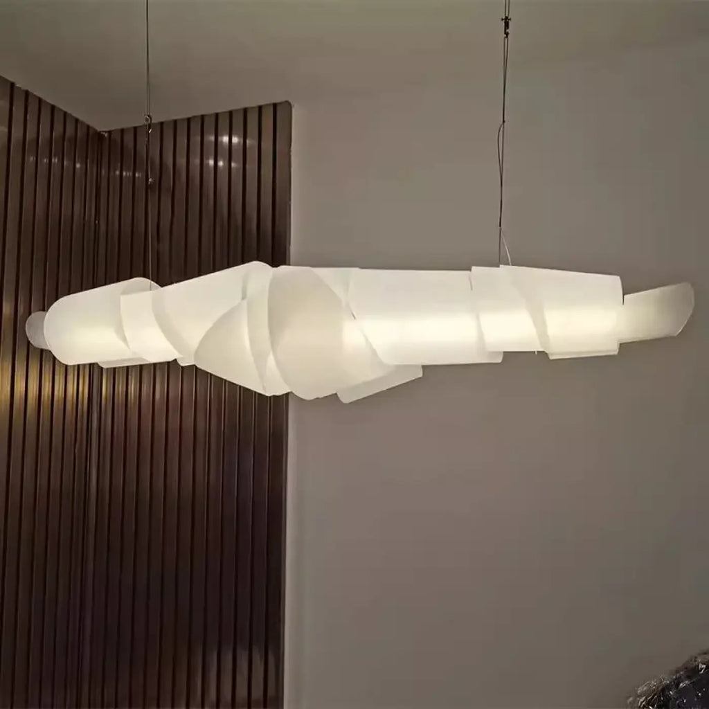 Suspension blanche à forme organique, tailles S et M