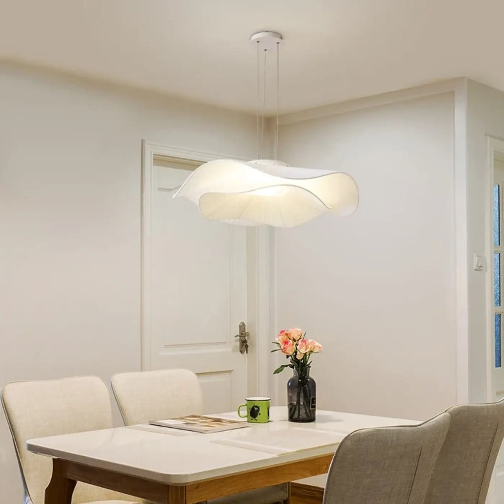 Suspension blanche ondulée au design organique, tailles S, M, L
