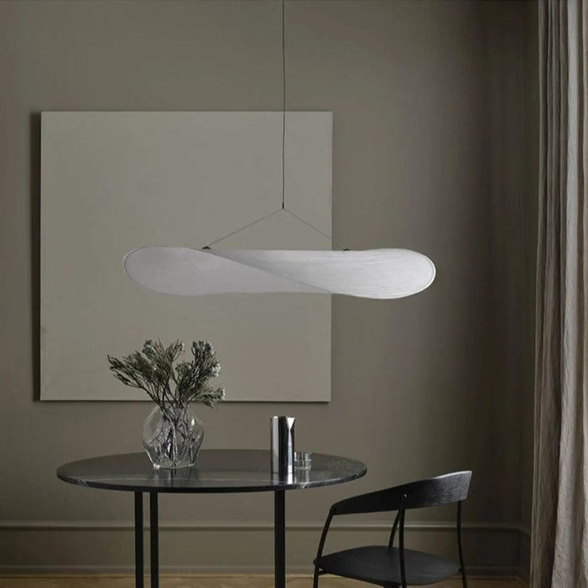 Suspension blanche scandinave, trois tailles S, M et L