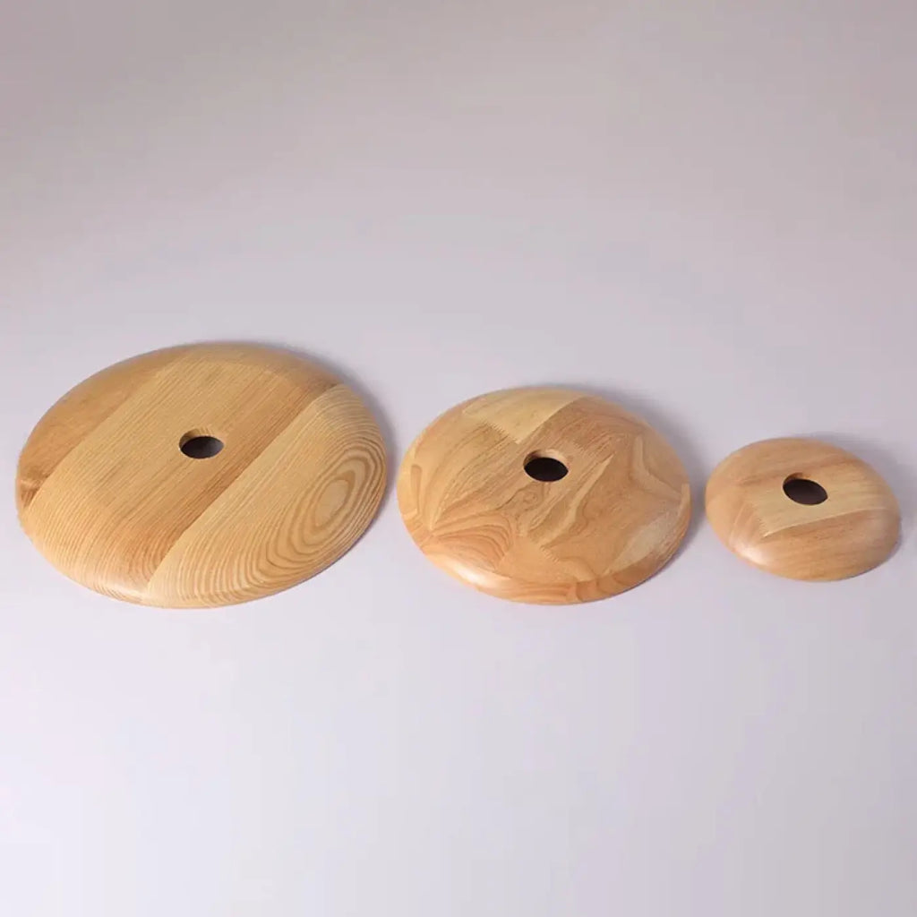 Suspension en bois naturel à abat-jour rond, beige ou marron