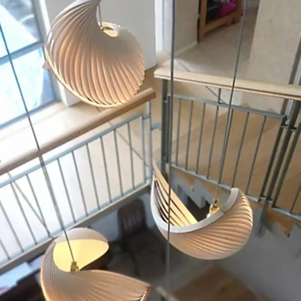 Suspension en bois à forme torsadée, quatre tailles S à XL