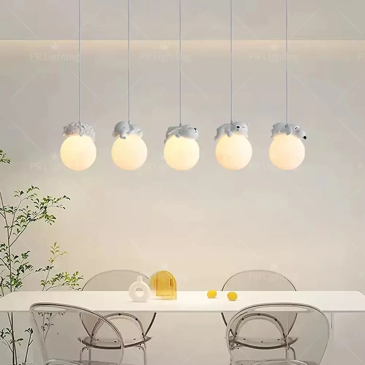 Suspension boules LED à motif animal pour chambre d'enfant