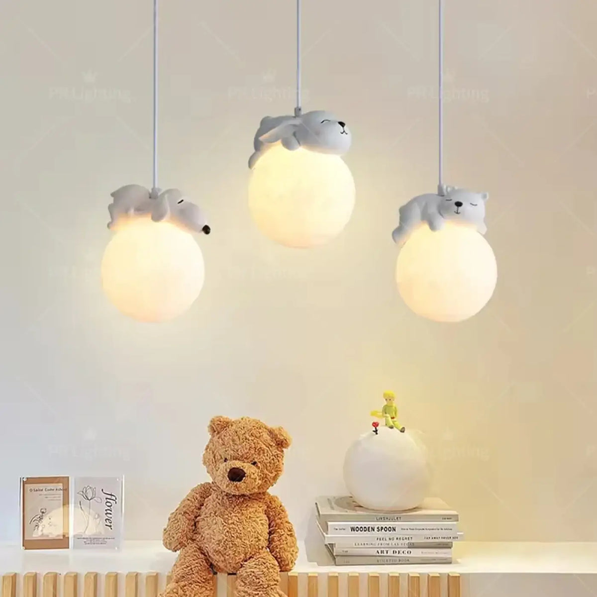 Suspension boules LED à motif animal pour chambre d'enfant