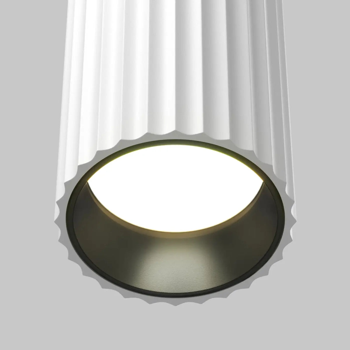 Suspension tube cannelé en aluminium, noir, doré ou blanc