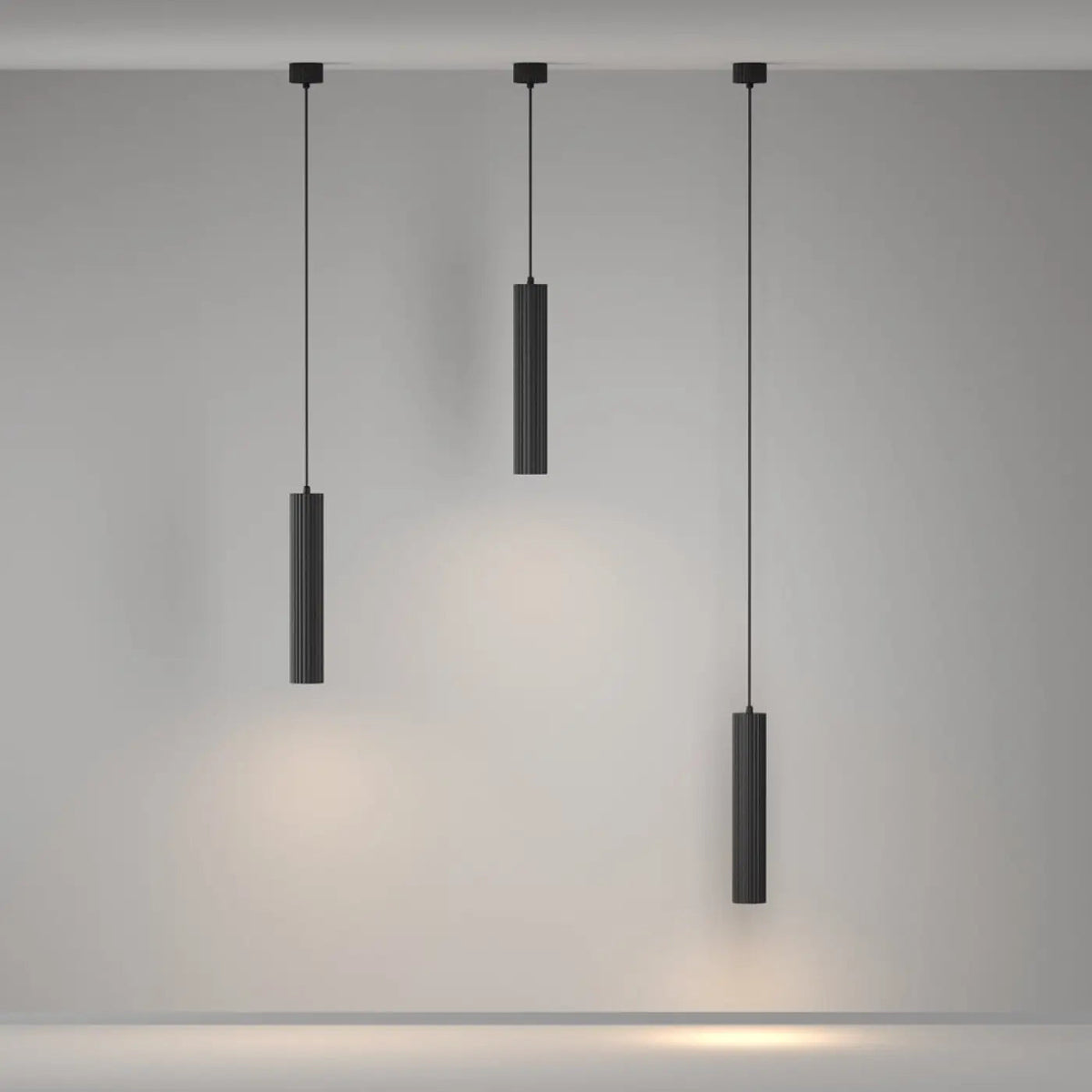 Suspension tube cannelé en aluminium, noir, doré ou blanc
