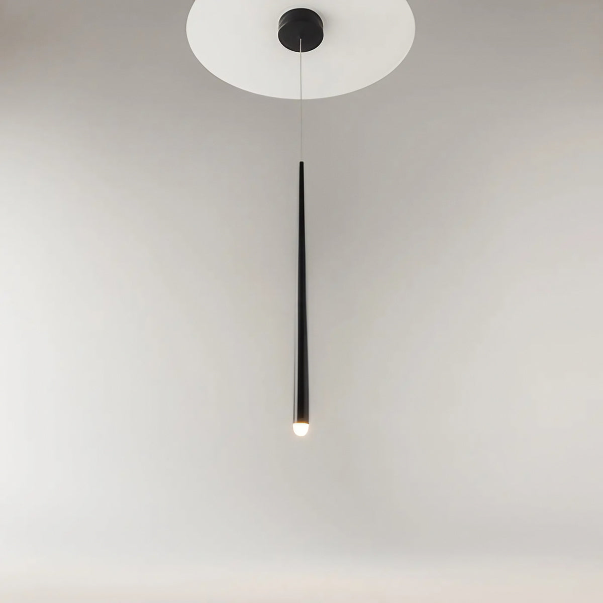 Suspension LED conique allongée en aluminium, noir ou doré