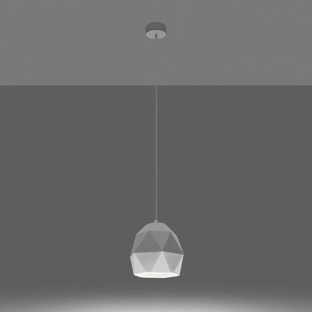 Suspension en céramique blanche à facettes, forme de diamant