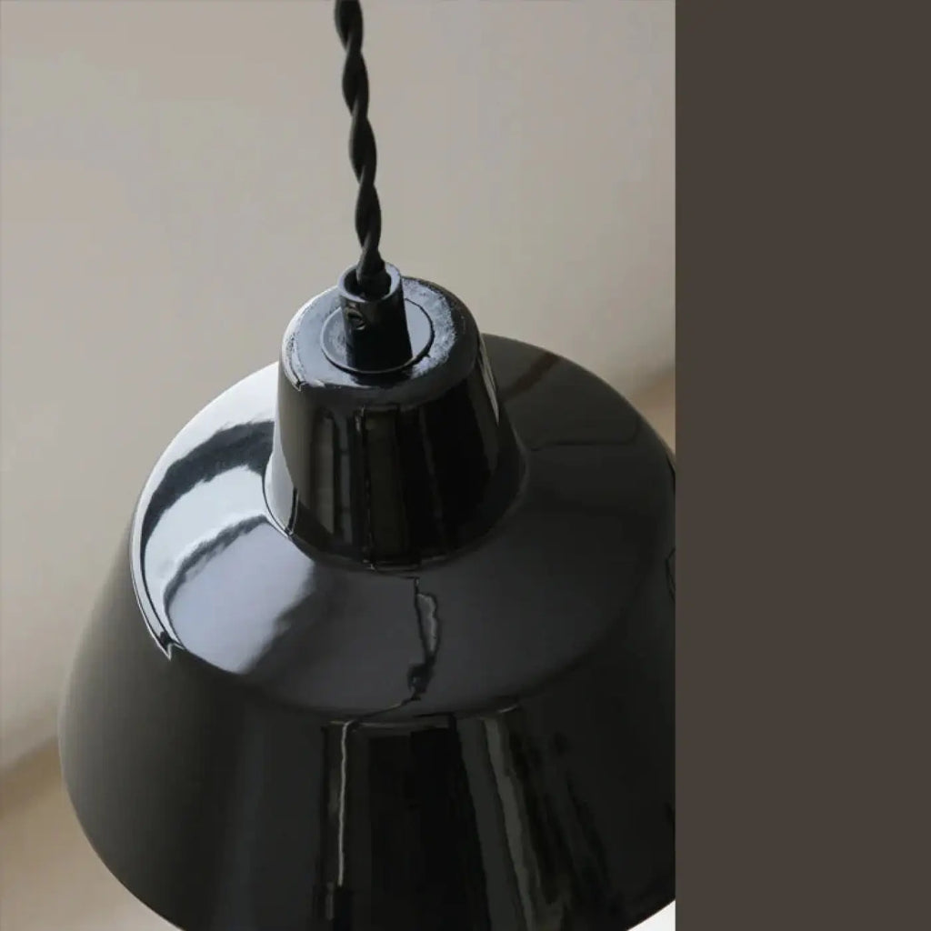 Suspension en céramique esprit atelier, coloris noir ou blanc