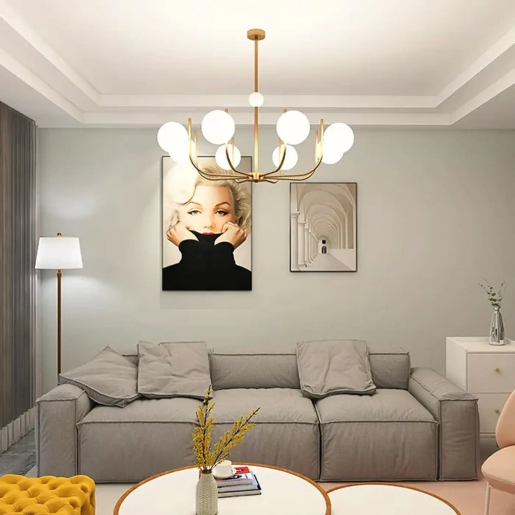 Suspension chandelier classique à globes opalins, S à L