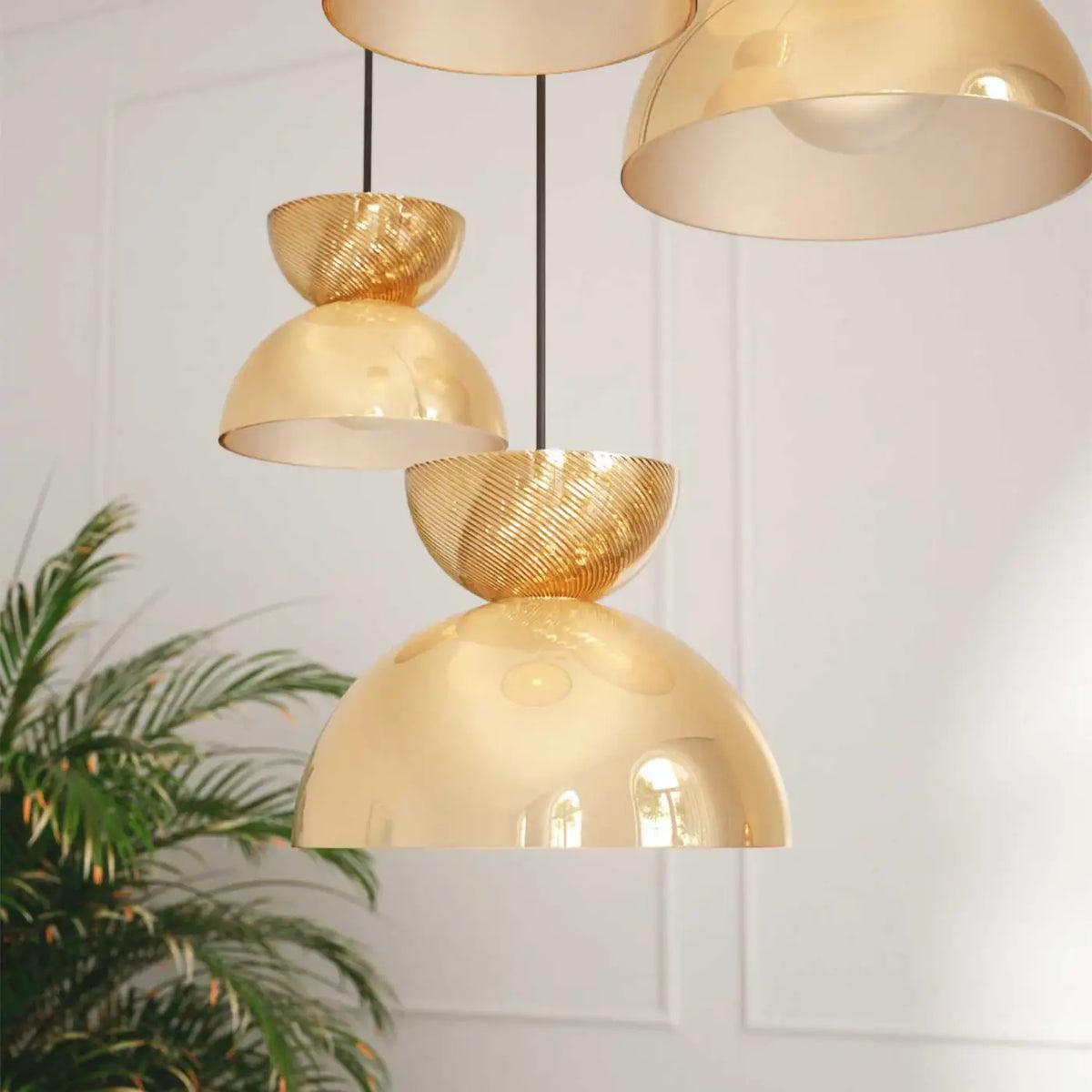 Suspension demi-sphère en verre miroir sur globe lumineux, G9