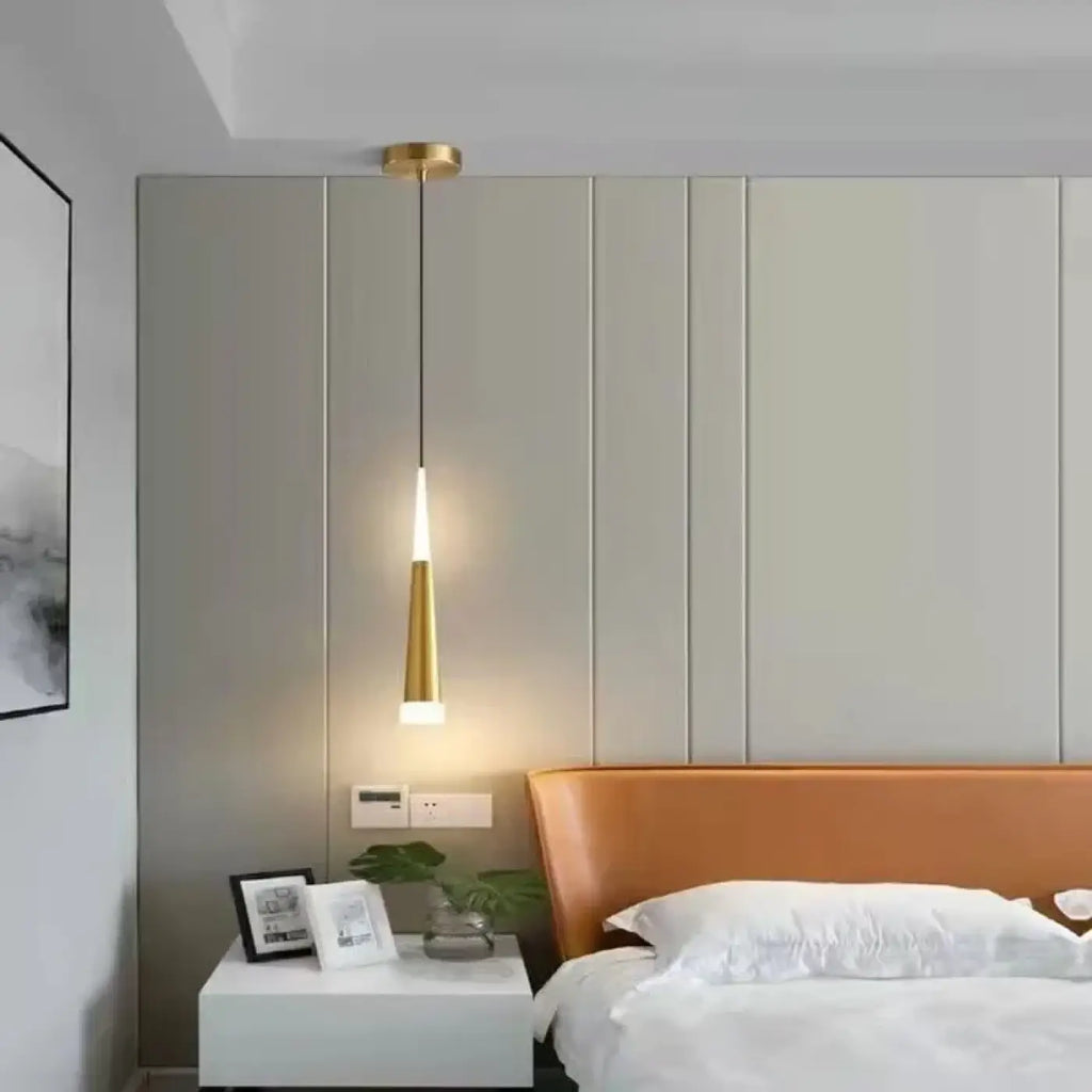 Suspension cône minimaliste pour chambre, noir ou doré, S ou M