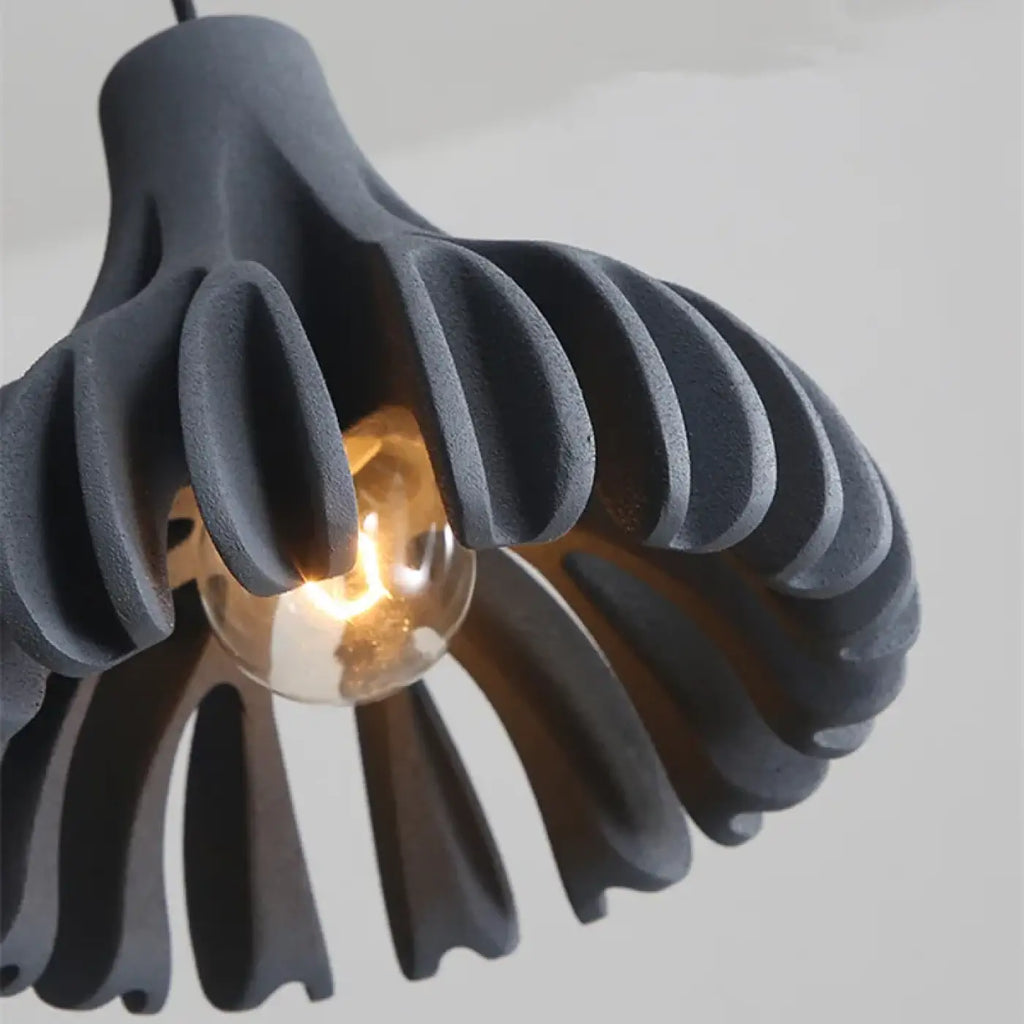 Suspension en bois et couleur, cinq coloris, lumière au choix