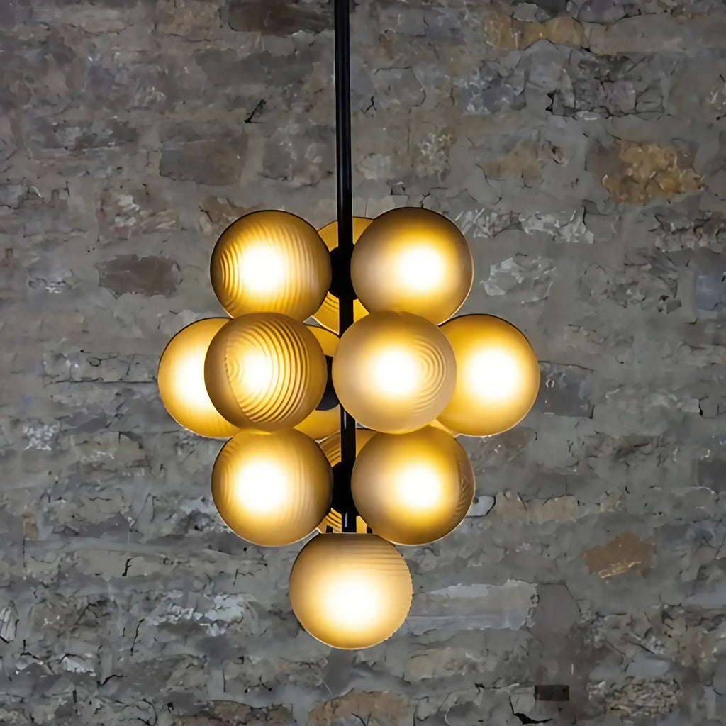 Suspension grappe de boules en verre, quatre coloris, gris