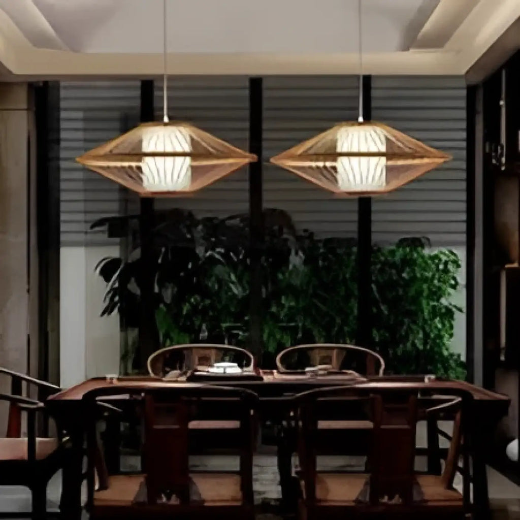 Suspension au design aérien et épuré, pour table ou îlot