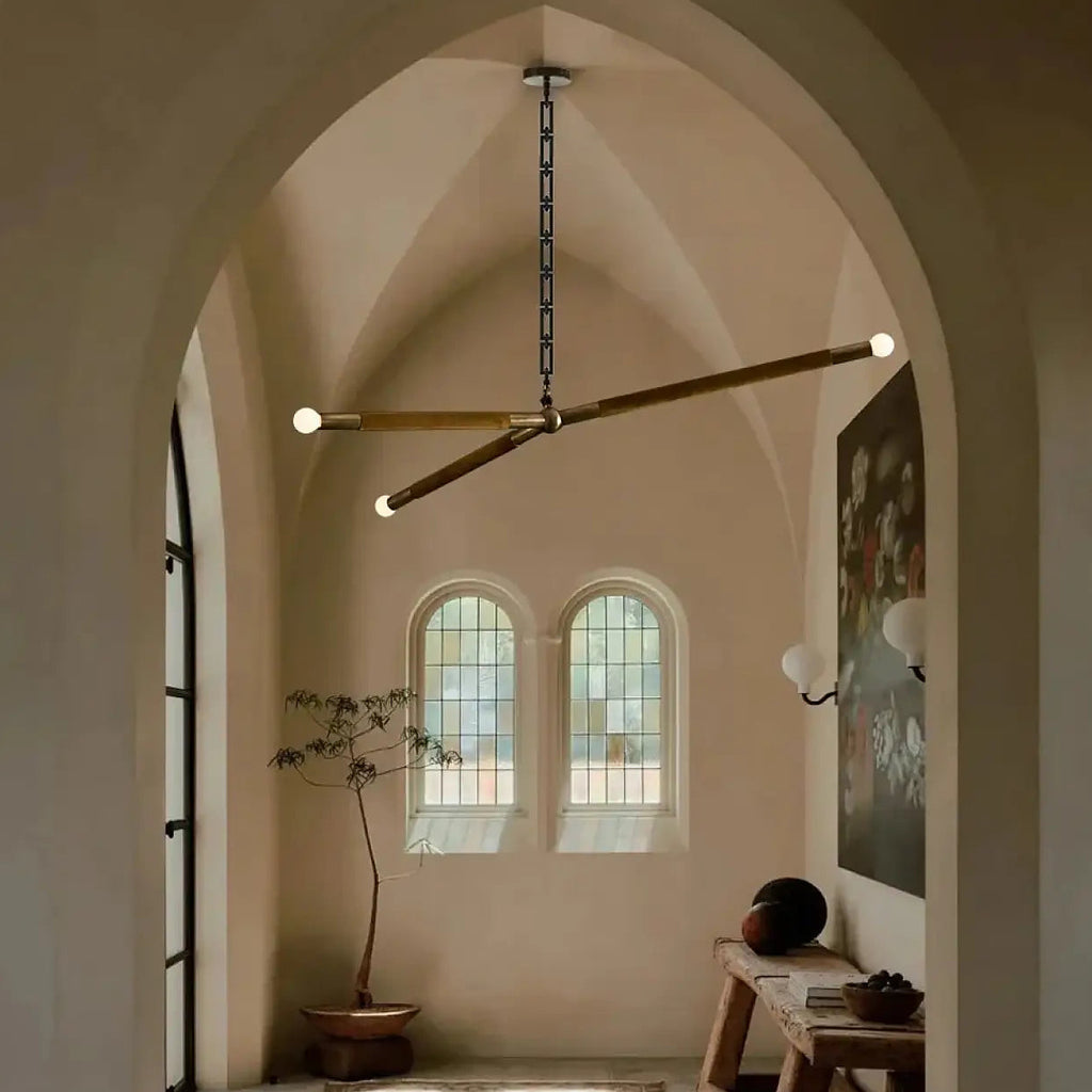 Lustre à bras asymétriques et globes lumineux, avec ou sans chaîne