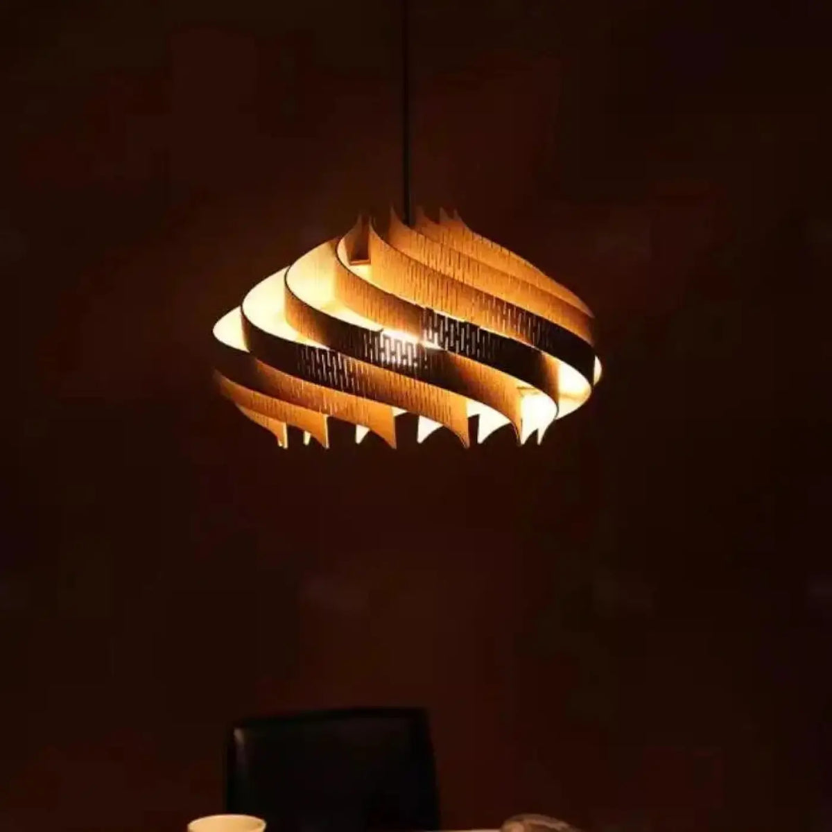 Suspension design en bois, noir, gris ou blanc, tailles S ou M
