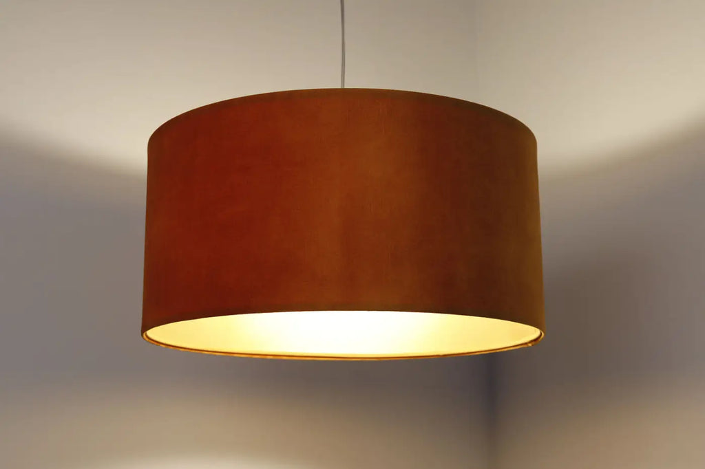Suspension cylindre jaune miel à intérieur doré, 40 à 60 cm