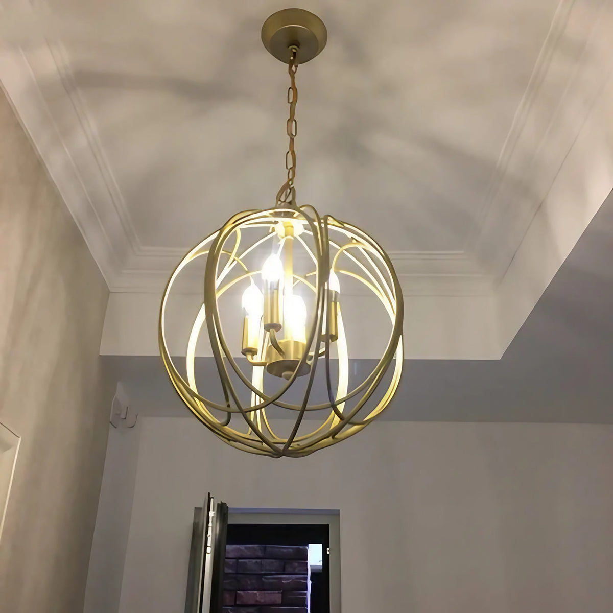 Suspension sphère dorée, tailles S et M