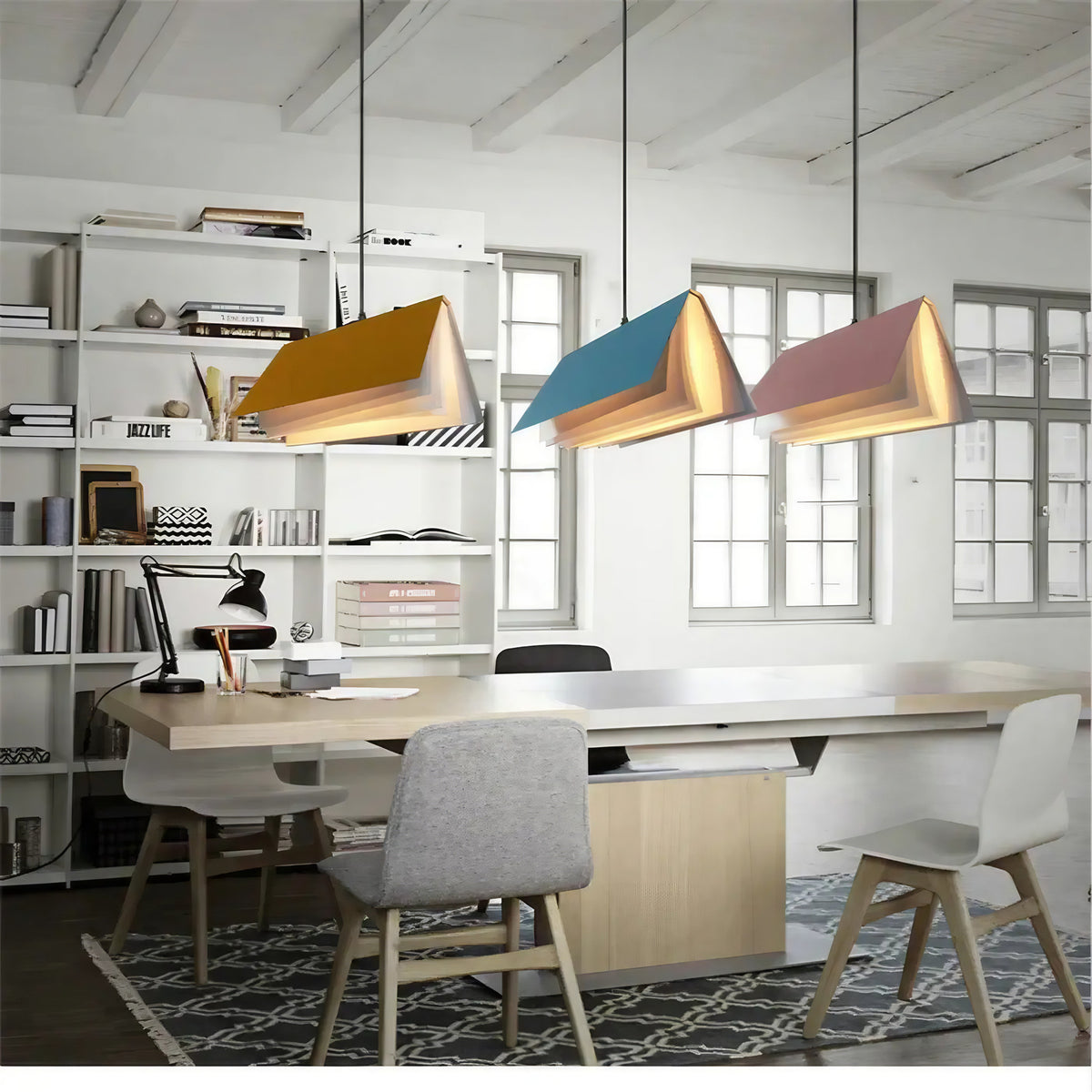 Suspension en forme de livre ouvert, cinq couleurs