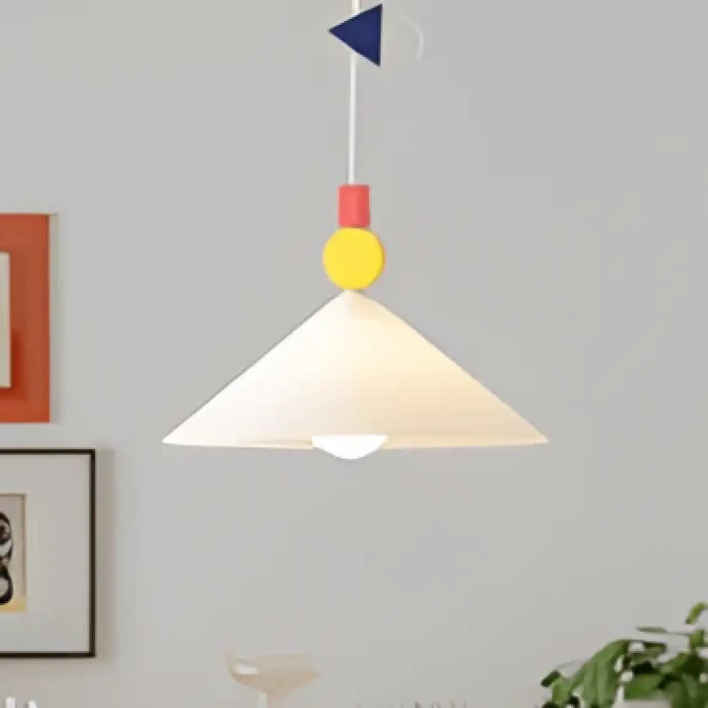 Suspension géométrique à formes colorées, deux modèles