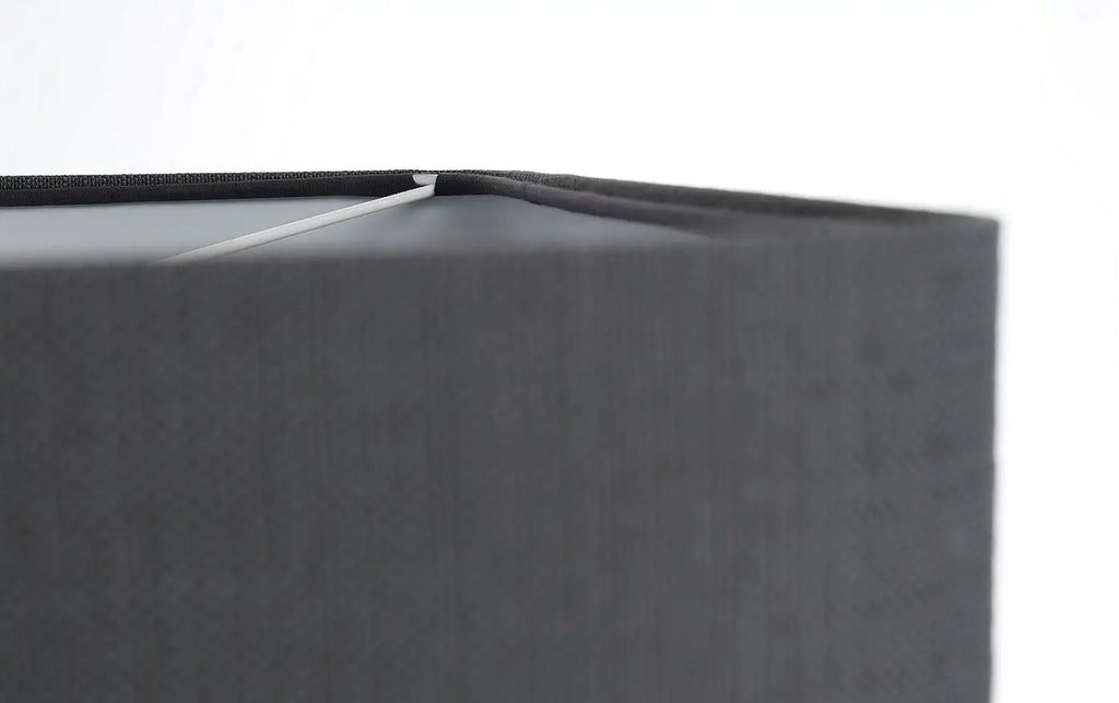 Suspension design graphite à abat-jour textile