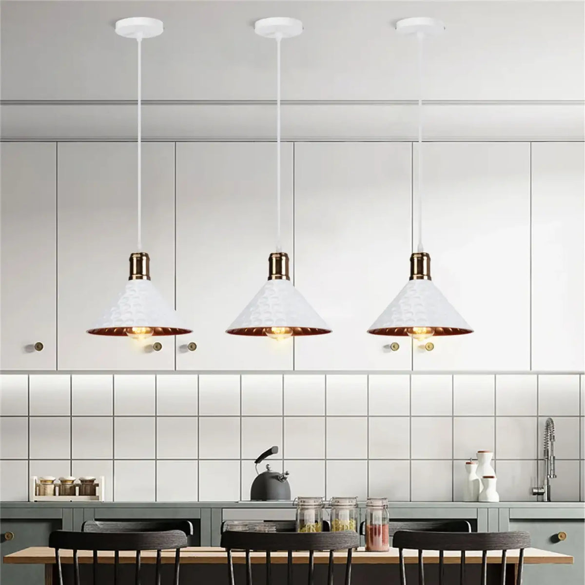 Suspension industrielle en métal martelé, quatre coloris, blanc