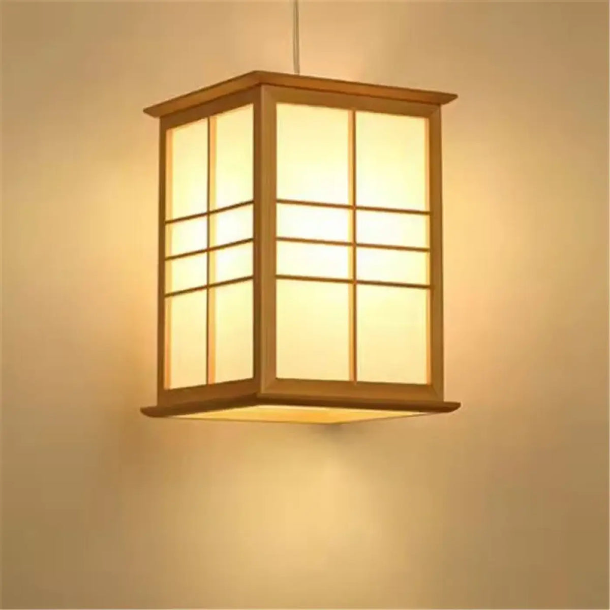 Suspension en bois d'inspiration japonaise, esprit zen
