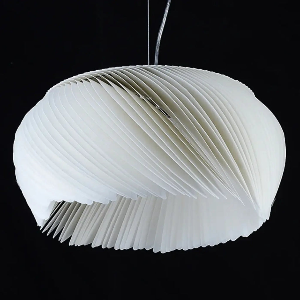 Suspension blanche aux formes organiques, tailles S à XL