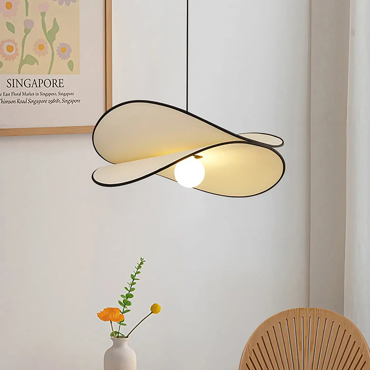 Suspension aux lignes organiques, trois tailles S, M et L