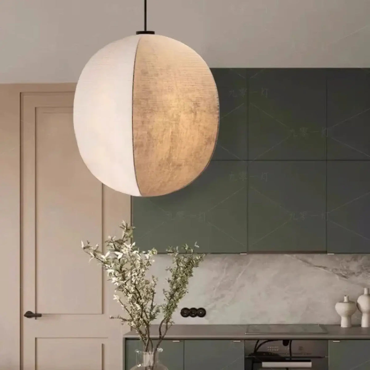 Suspension sphère bicolore, tissu et blanc, trois tailles