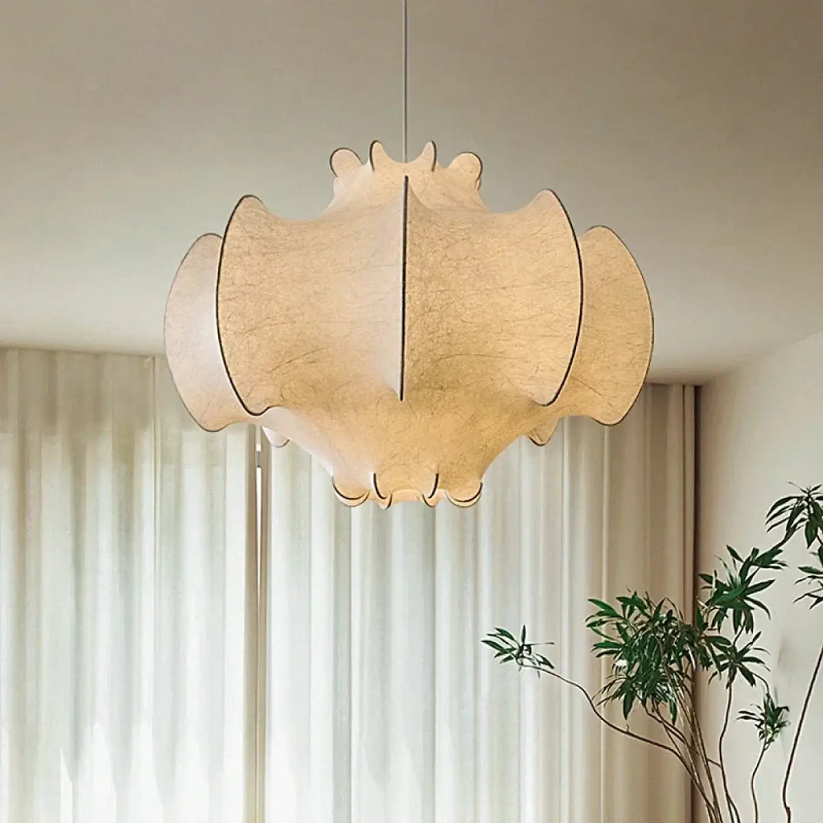 Suspension en tissu sculpté blanc, forme organique, tailles S à XL