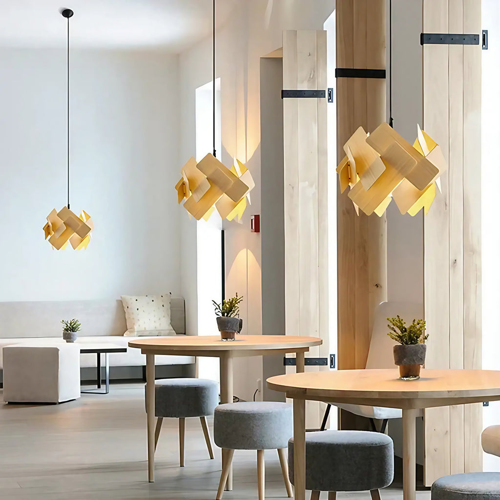 Suspension sculpturale LED contemporaine, cinq coloris
