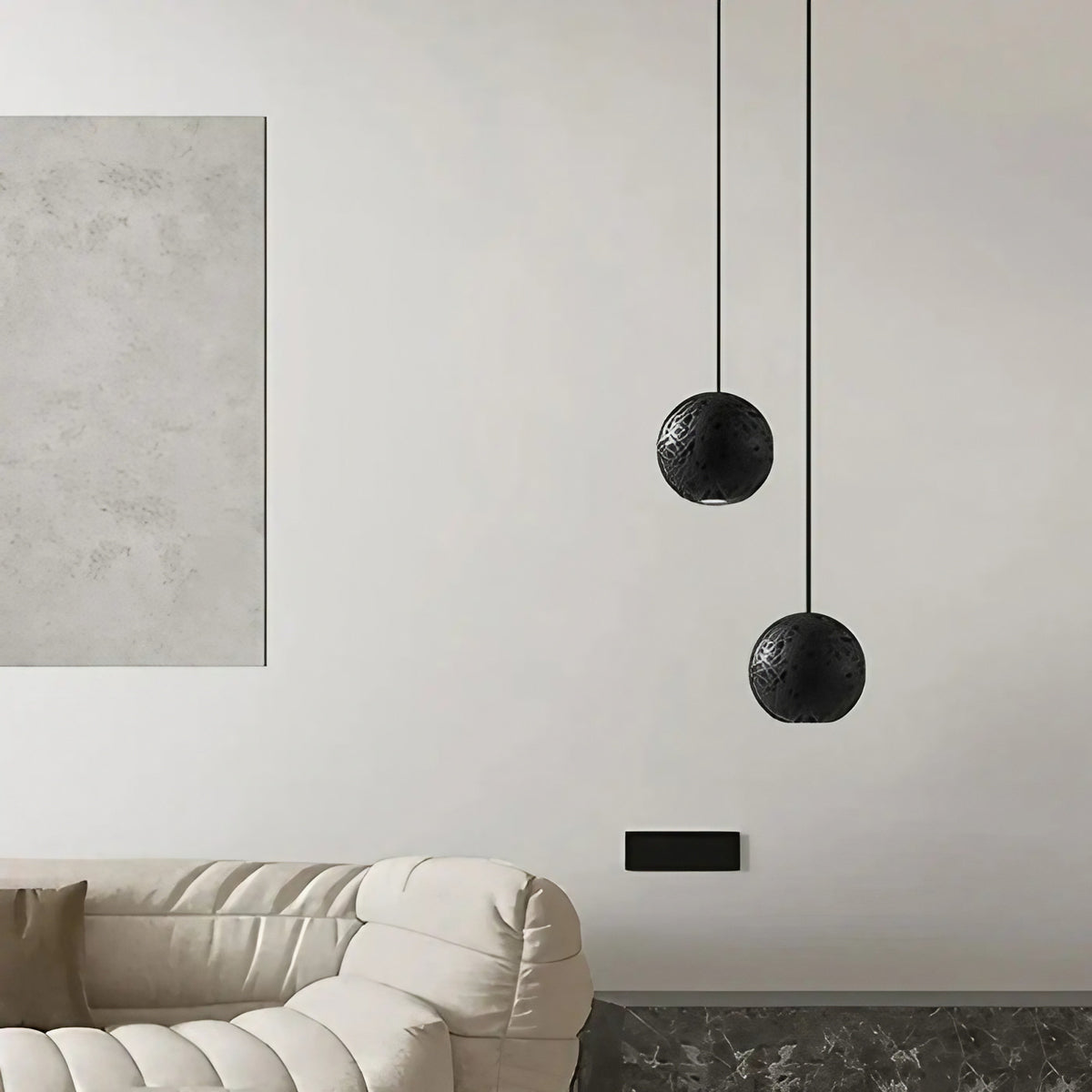 Suspension sphère noire minimaliste, finition mate