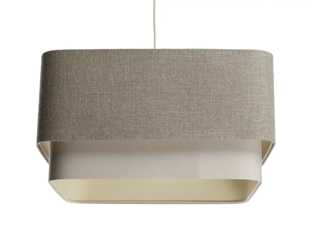 Suspension textile taupe, silhouette ample et contemporaine