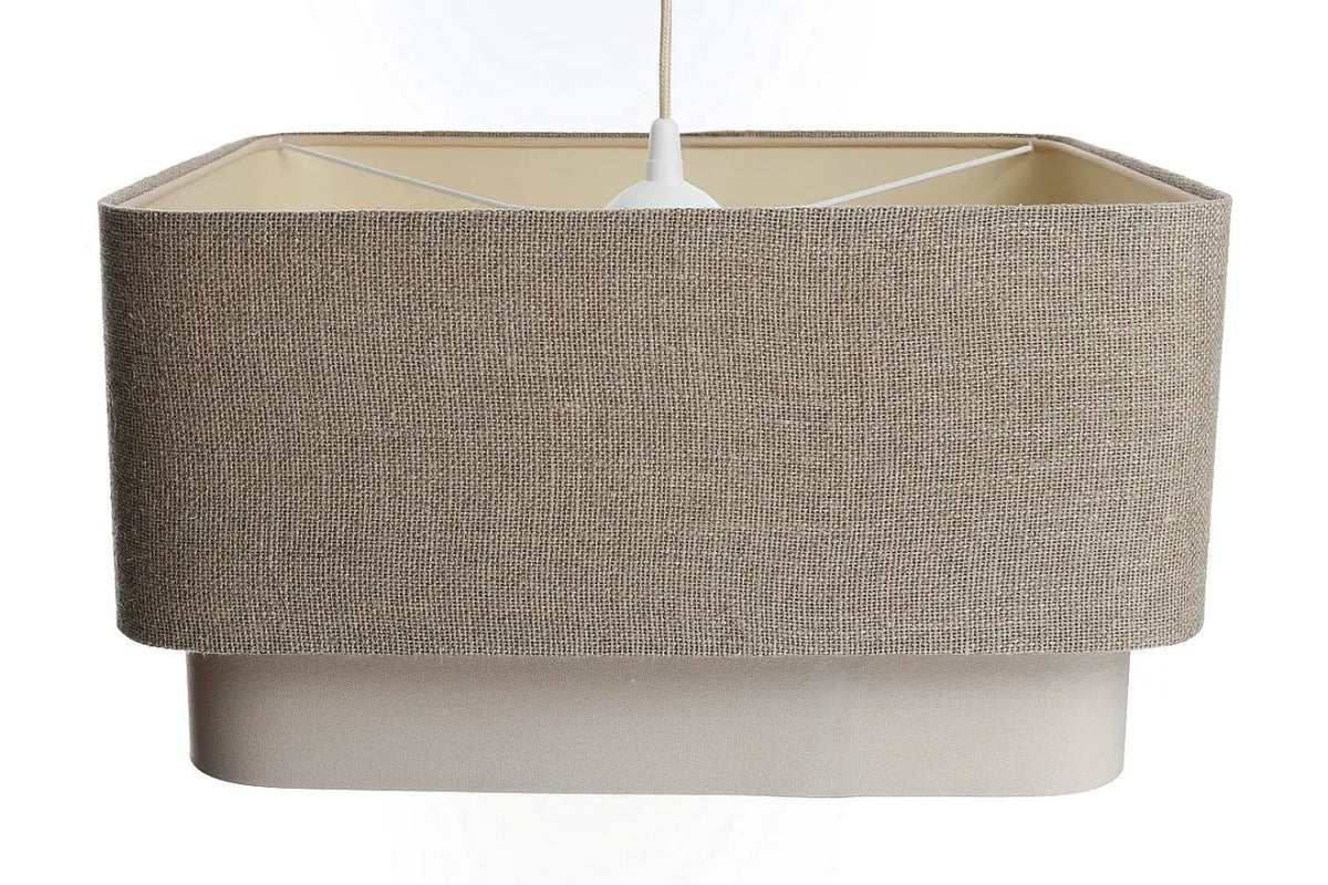 Suspension textile taupe, silhouette ample et contemporaine