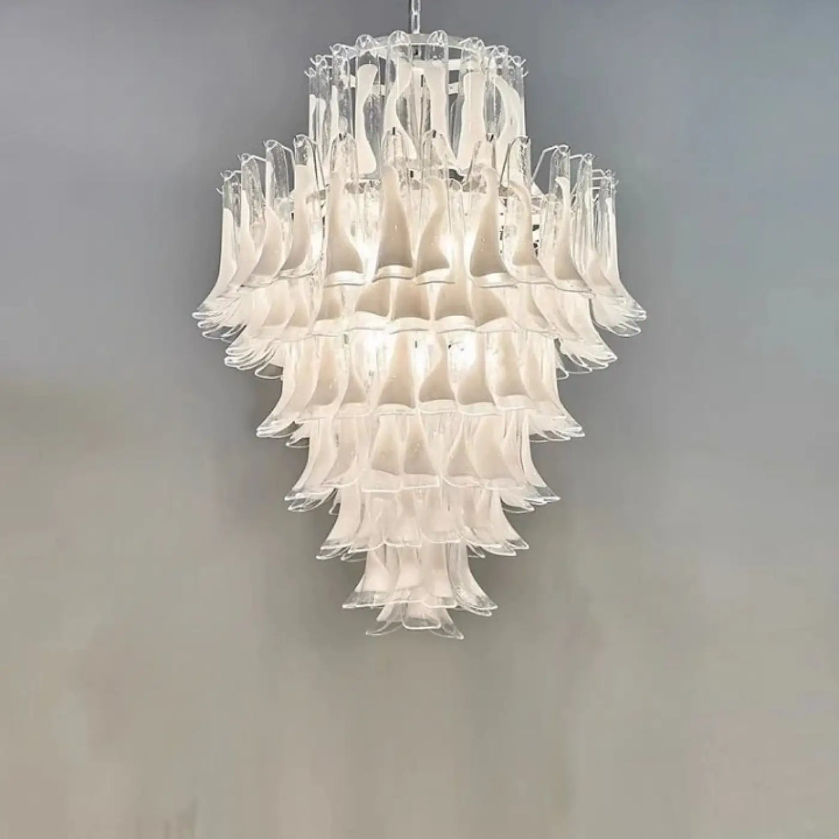 Suspension à pétales de verre soufflé en cascade, dix modèles