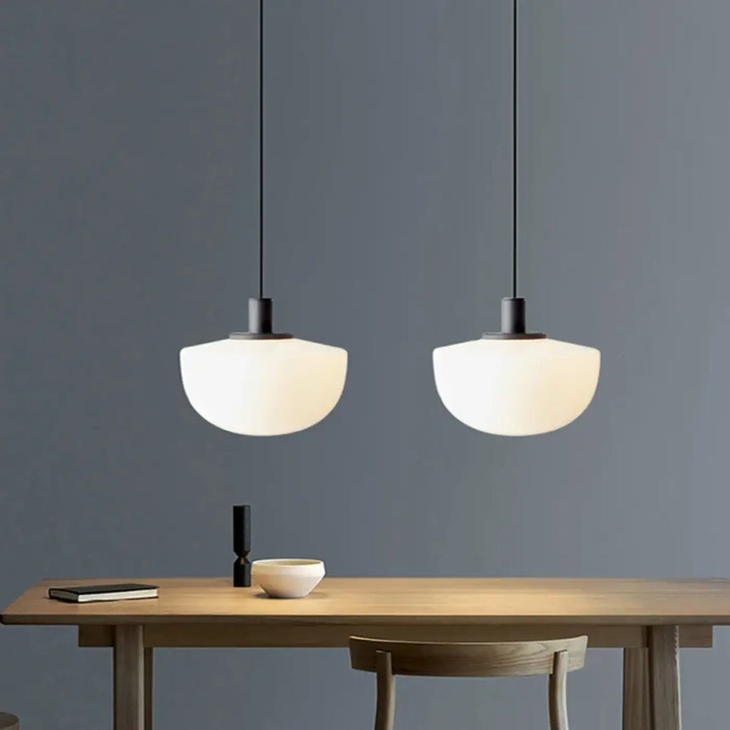Suspension double à deux boules de verre blanc mat, tailles S et M