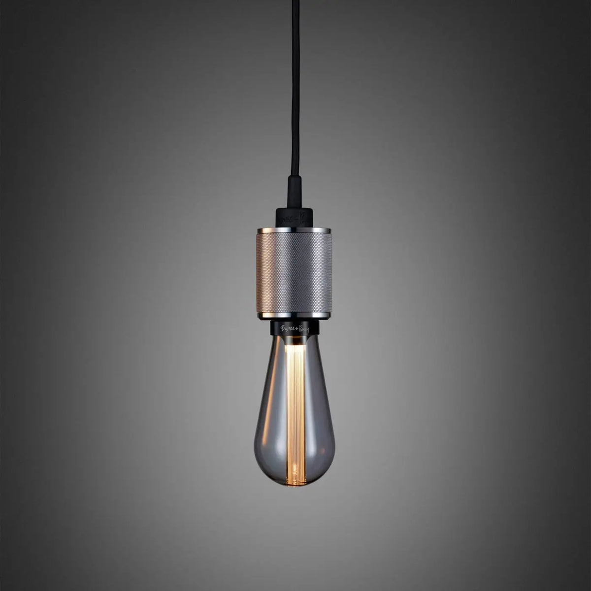 Suspension douille en métal massif quadrillé, ampoule nue E27