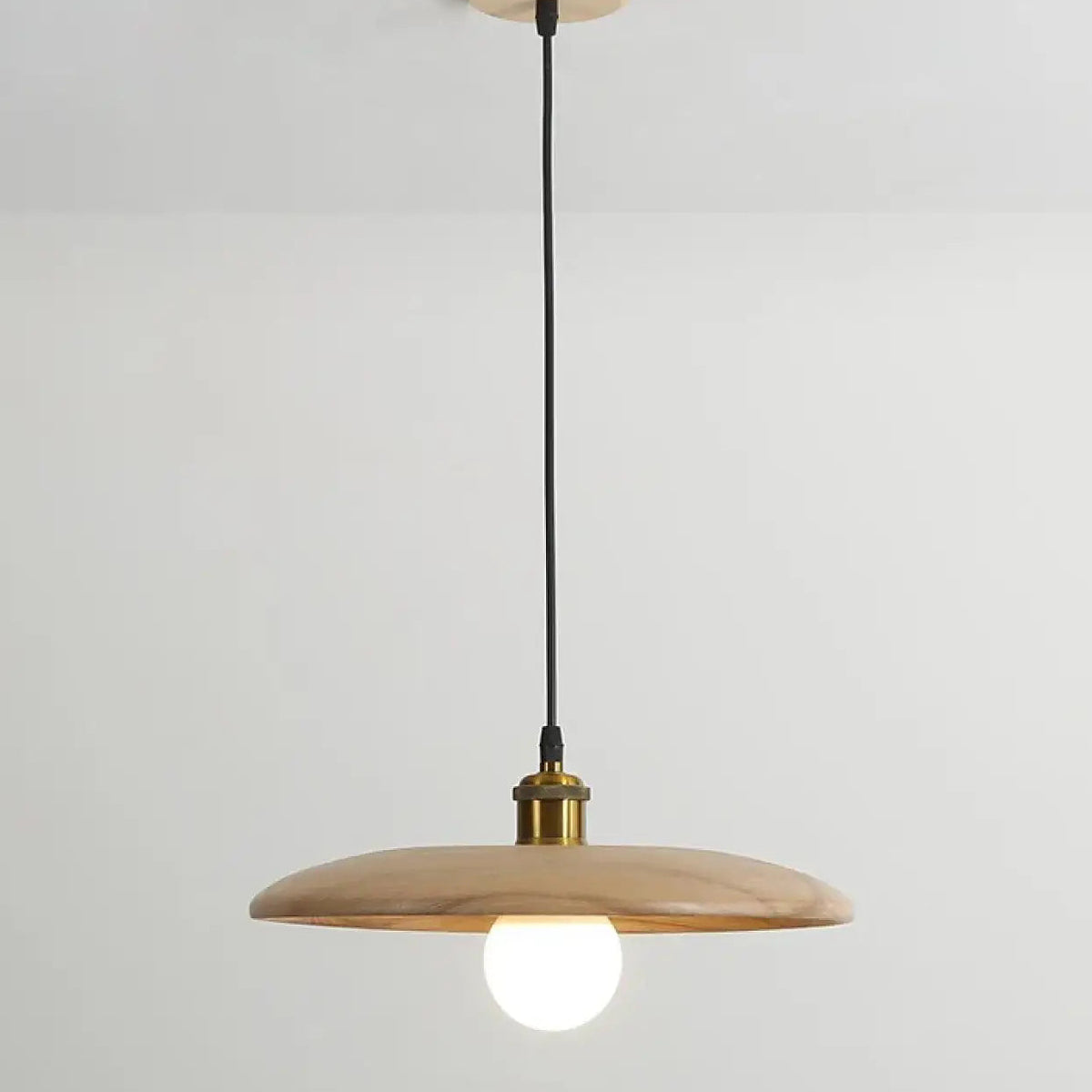 Suspension en bois naturel à abat-jour rond, beige ou marron, beige