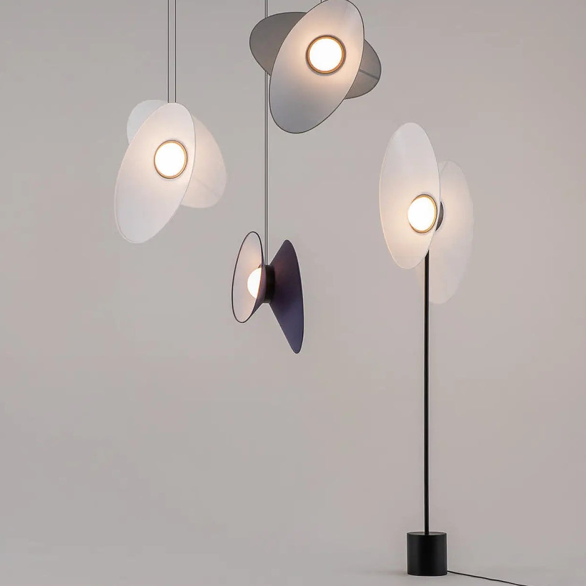 Suspension LED à deux abat-jour en tissu, blanc, gris ou bleu