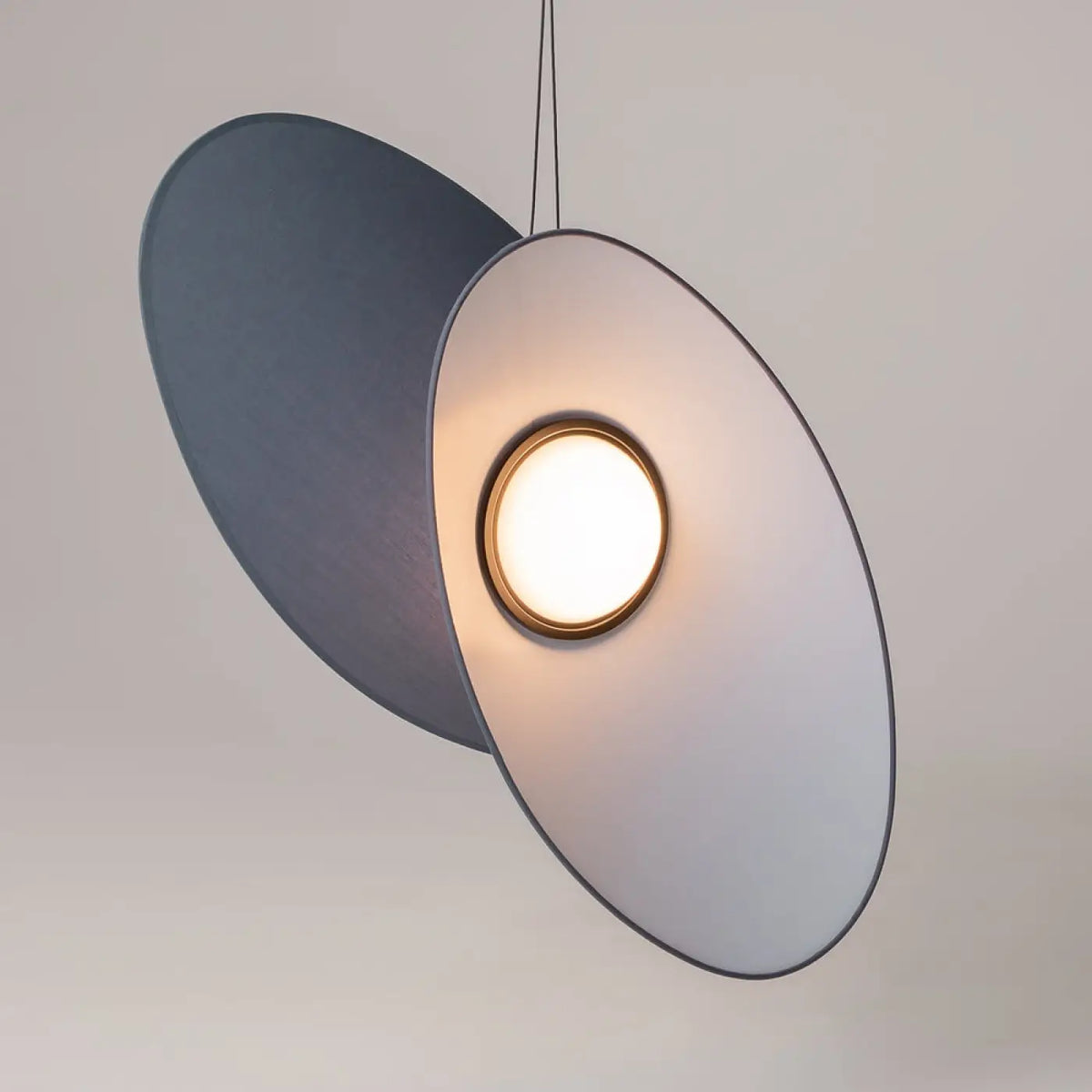 Suspension LED à deux abat-jour en tissu, blanc, gris ou bleu